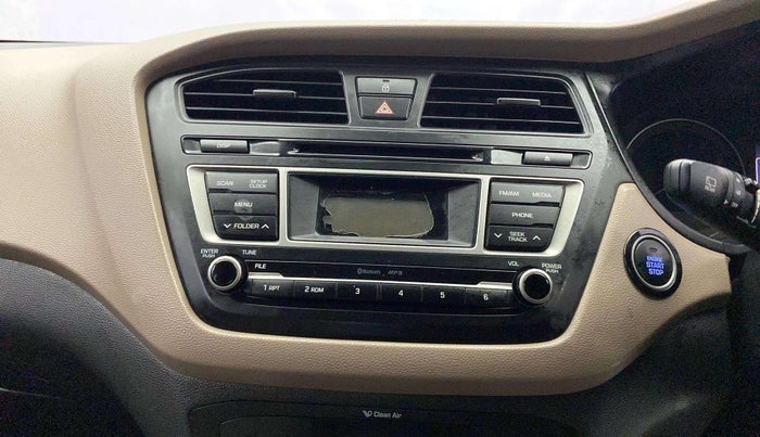 2014 Hyundai Elite i20 ASTA 1.2, Petrol, Manual, 55,142 km, Infotainment system - Display has spot on screen