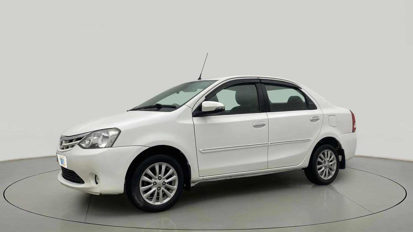 2013 Toyota Etios V, Petrol, Manual, 70,370 km, Left Front Diagonal