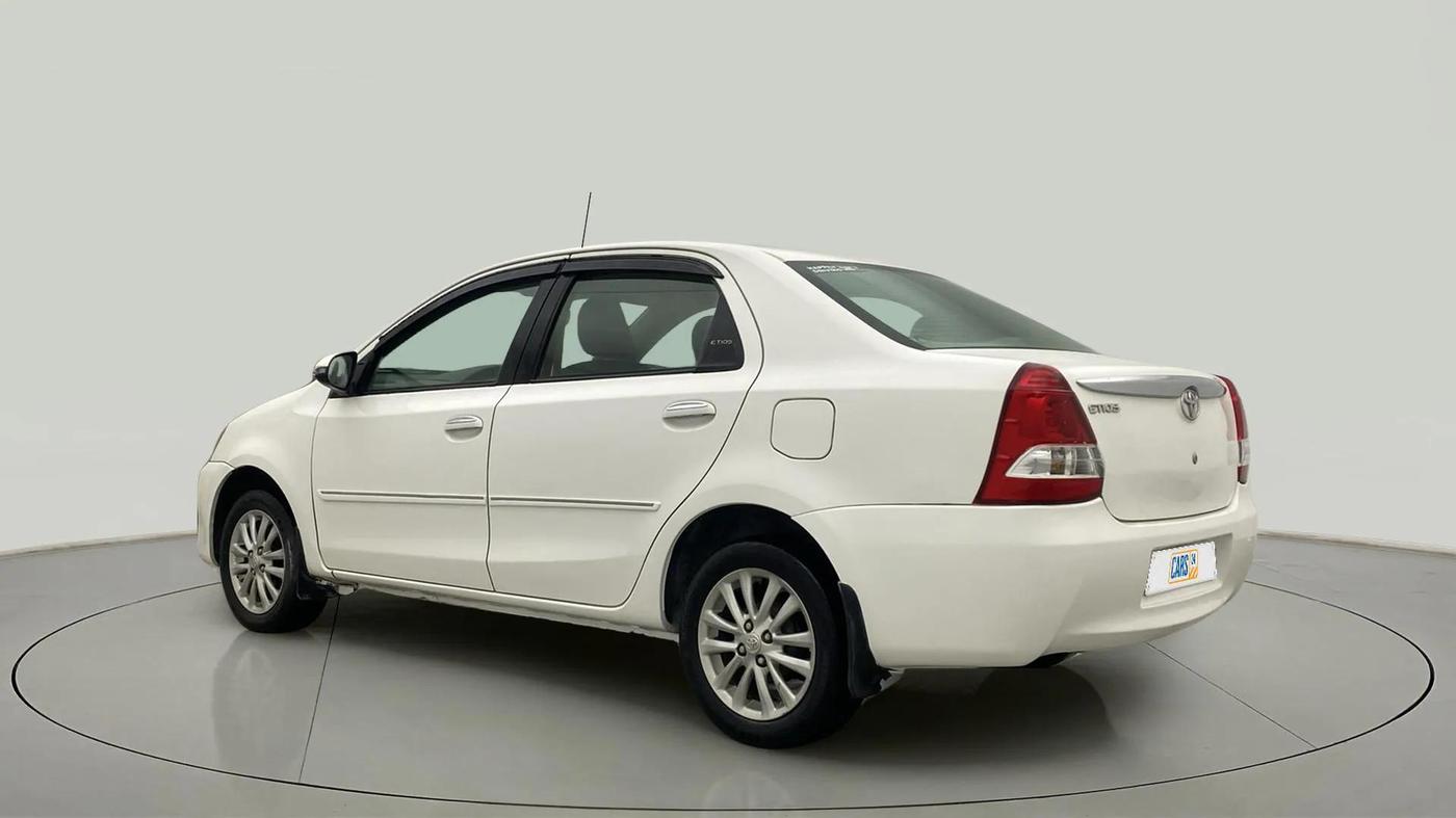 2013 Toyota Etios V, Petrol, Manual, 70,370 km, Left Back Diagonal