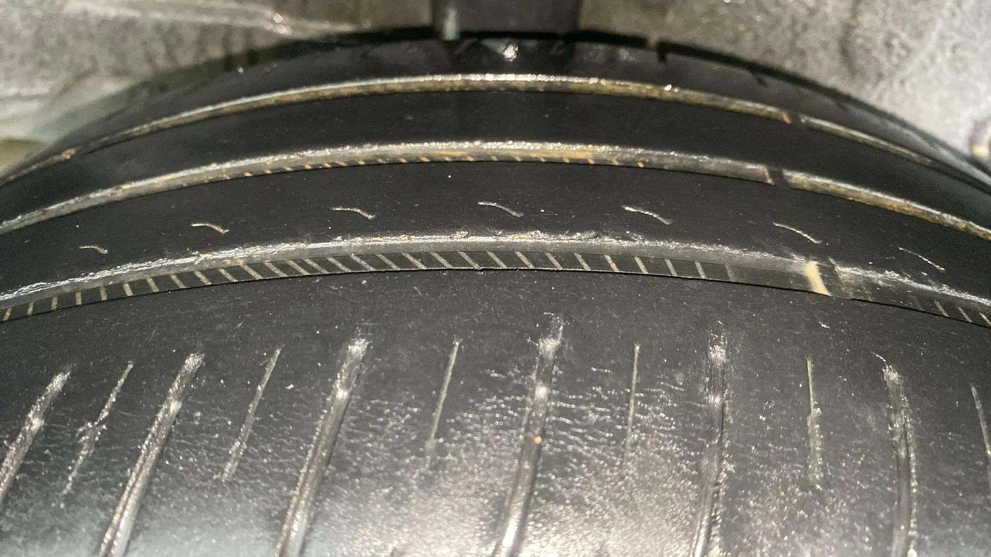 2013 Toyota Etios V, Petrol, Manual, 70,370 km, Right Rear Tyre Tread