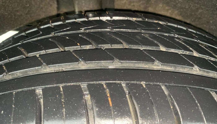 2018 Maruti Baleno ZETA PETROL 1.2, Petrol, Manual, 71,790 km, Right Rear Tyre Tread
