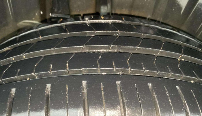 2023 Maruti Baleno ALPHA PETROL 1.2, Petrol, Manual, 15,536 km, Right Rear Tyre Tread
