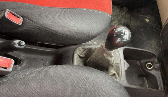 2013 Hyundai Eon ERA +, Petrol, Manual, 56,064 km, Gear Lever