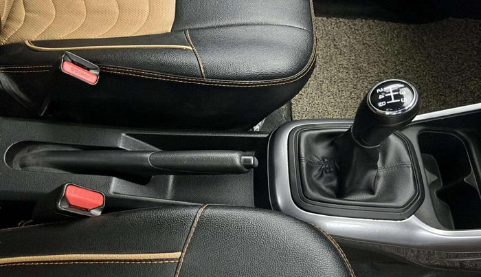 2022 Maruti IGNIS SIGMA 1.2, Petrol, Manual, 59,086 km, Gear Lever