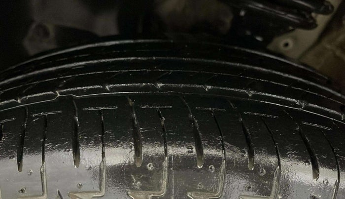 2022 Maruti IGNIS SIGMA 1.2, Petrol, Manual, 59,086 km, Left Front Tyre Tread