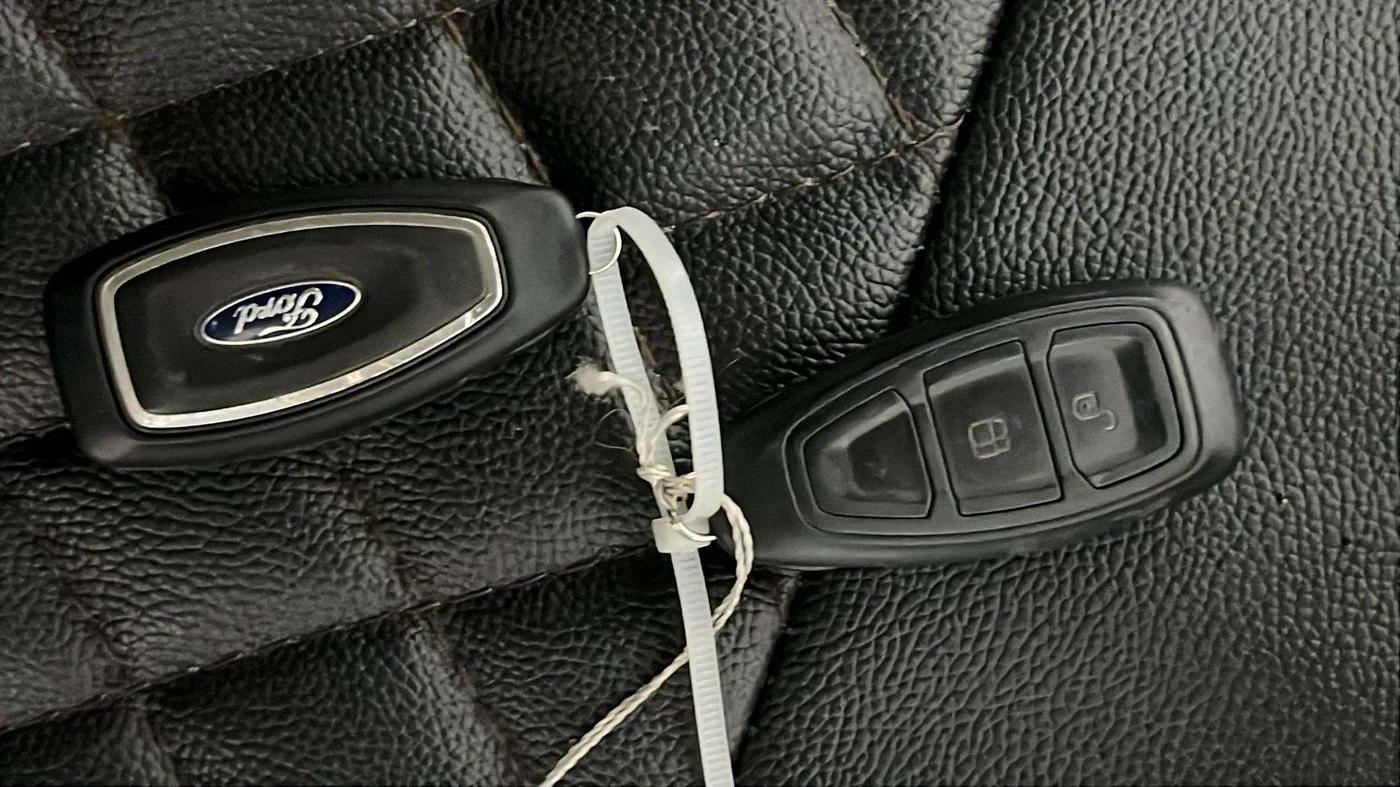 2016 Ford Ecosport TITANIUM 1.5L PETROL AT, Petrol, Automatic, 59,885 km, Key Close Up