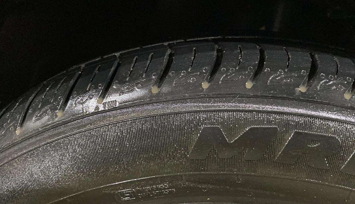 2018 Maruti Baleno ZETA CVT PETROL 1.2, Petrol, Automatic, 80,073 km, Right Front Tyre Tread