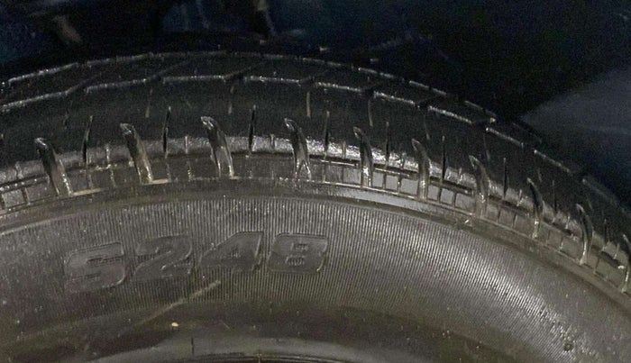 2018 Maruti Alto 800 LXI, Petrol, Manual, 53,534 km, Left Front Tyre Tread