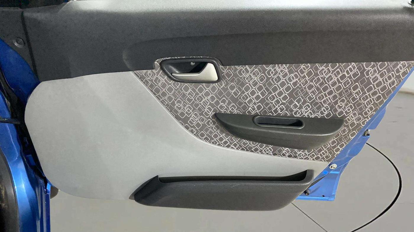 2018 Maruti Alto 800 LXI, Petrol, Manual, 53,534 km, Driver Side Door Panels Control