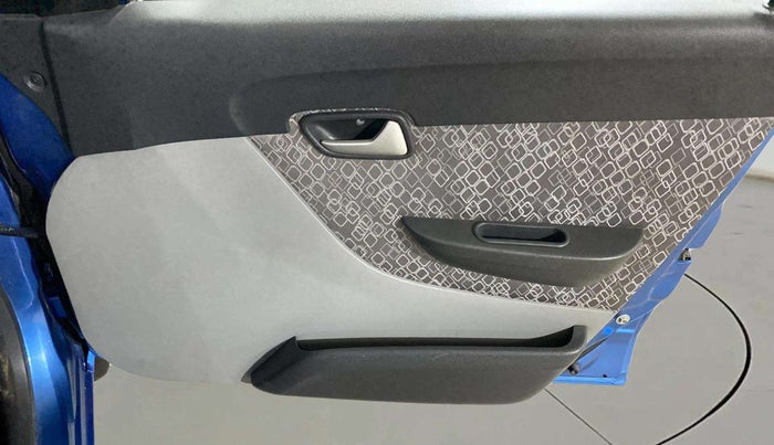 2018 Maruti Alto 800 LXI, Petrol, Manual, 53,534 km, Driver Side Door Panels Control