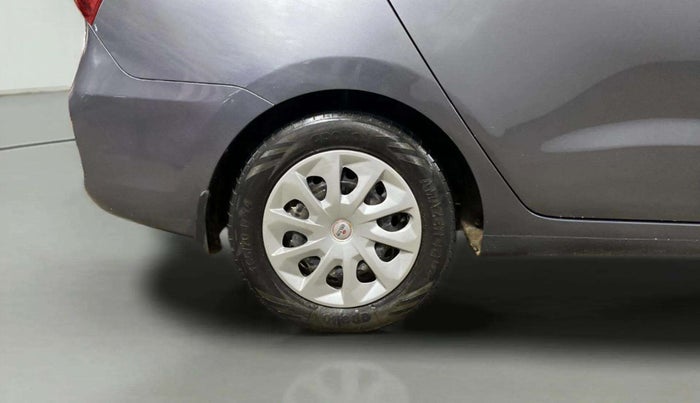2018 Hyundai Xcent E+, CNG, Manual, 94,924 km, Right Rear Wheel
