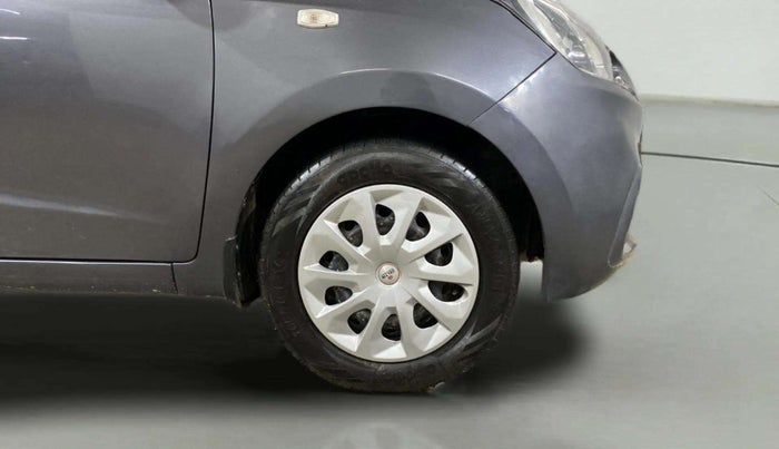 2018 Hyundai Xcent E+, CNG, Manual, 94,924 km, Right Front Wheel