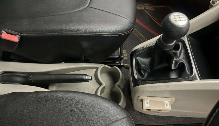 2014 Maruti Celerio ZXI, Petrol, Manual, 35,697 km, Gear Lever