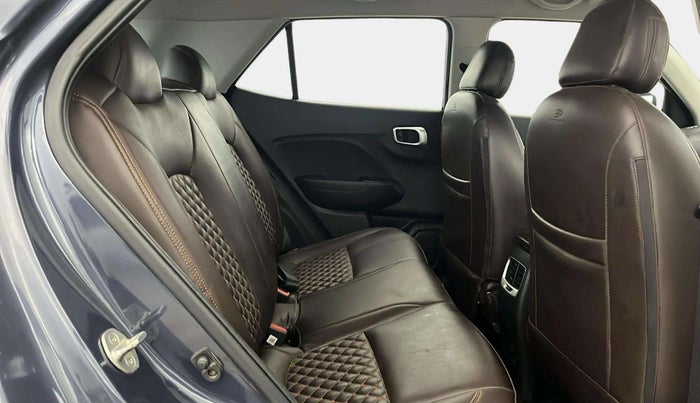2020 Hyundai VENUE S 1.2, Petrol, Manual, 19,127 km, Right Side Rear Door Cabin