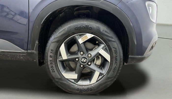 2020 Hyundai VENUE S 1.2, Petrol, Manual, 19,127 km, Right Rear Wheel