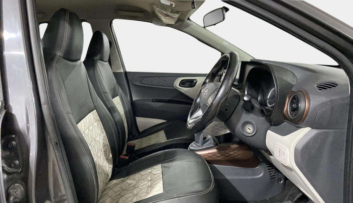 2021 Hyundai AURA S 1.2 CNG, CNG, Manual, 38,861 km, Right Side Front Door Cabin
