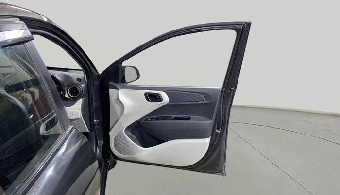 2021 Hyundai AURA S 1.2 CNG, CNG, Manual, 38,861 km, RHS Front Door