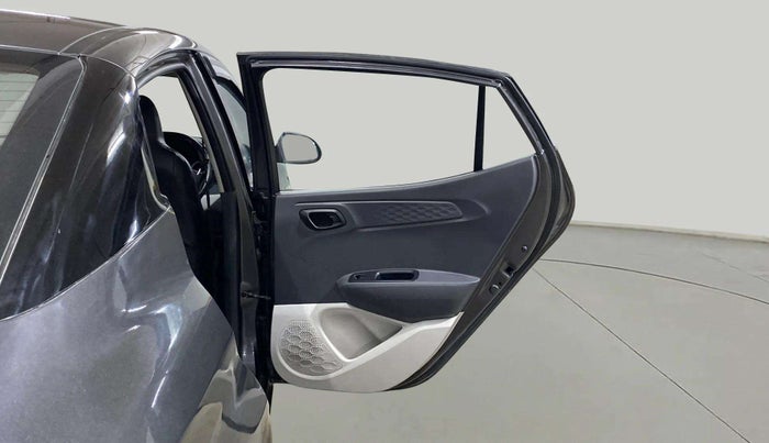 2021 Hyundai AURA S 1.2 CNG, CNG, Manual, 38,861 km, RHS Rear Door