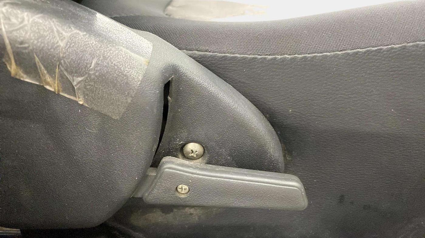 2019 Maruti Alto 800 LXI, CNG, Manual, 61,023 km, Driver Side Adjustment Panel