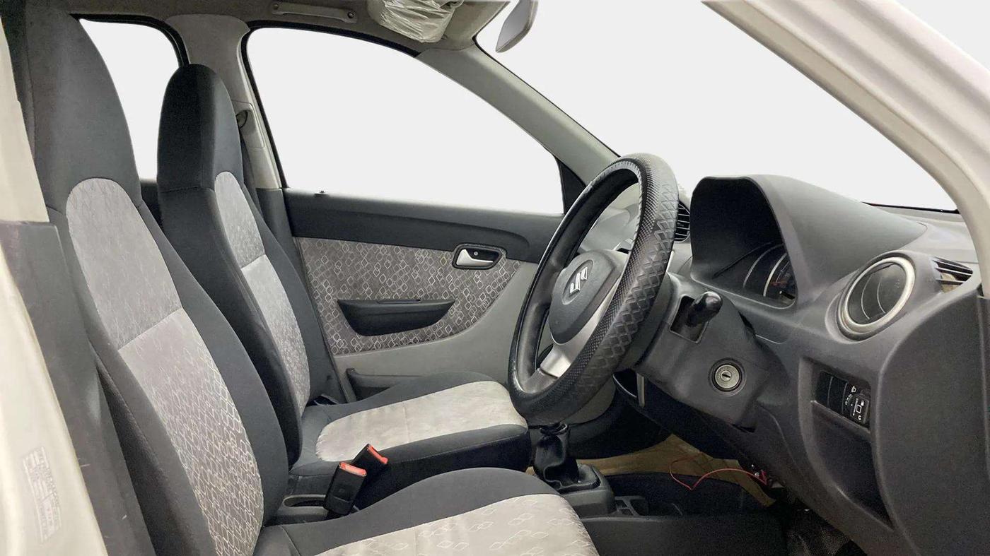 2019 Maruti Alto 800 LXI, CNG, Manual, 61,023 km, Right Side Front Door Cabin