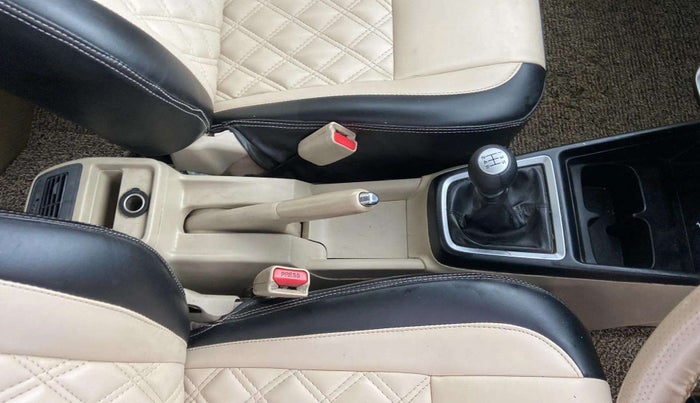 2018 Maruti Dzire ZXI PLUS, Petrol, Manual, 71,646 km, Gear Lever