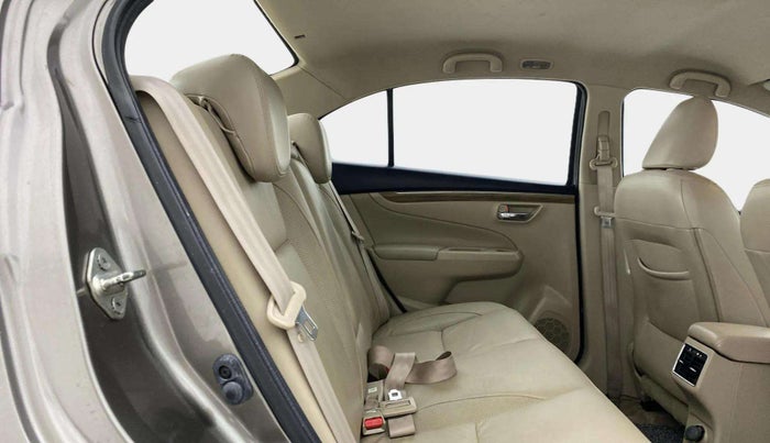 2018 Maruti Ciaz ALPHA 1.5 SHVS PETROL, Petrol, Manual, 63,662 km, Right Side Rear Door Cabin