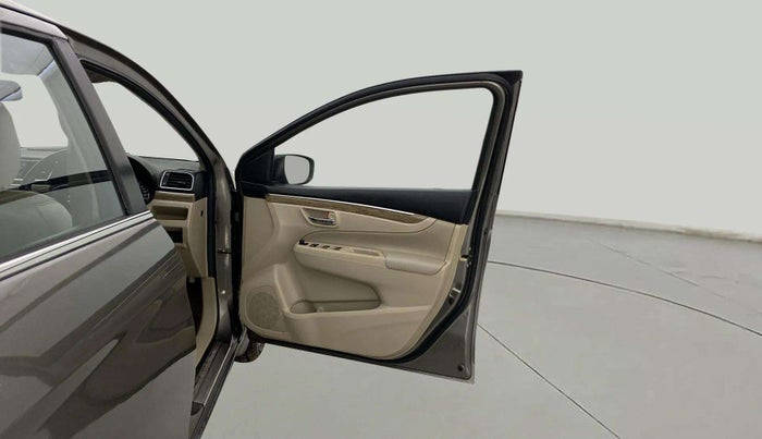 2018 Maruti Ciaz ALPHA 1.5 SHVS PETROL, Petrol, Manual, 63,662 km, RHS Front Door