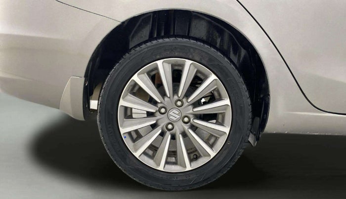2018 Maruti Ciaz ALPHA 1.5 SHVS PETROL, Petrol, Manual, 63,662 km, Right Rear Wheel