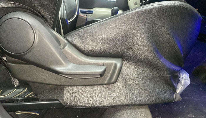 2021 Maruti IGNIS ZETA 1.2 AMT, Petrol, Automatic, 16,241 km, Driver Side Adjustment Panel
