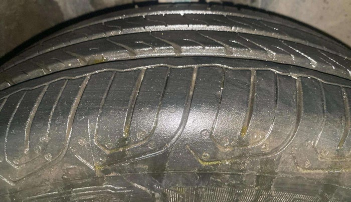 2021 Maruti IGNIS ZETA 1.2 AMT, Petrol, Automatic, 16,241 km, Right Front Tyre Tread