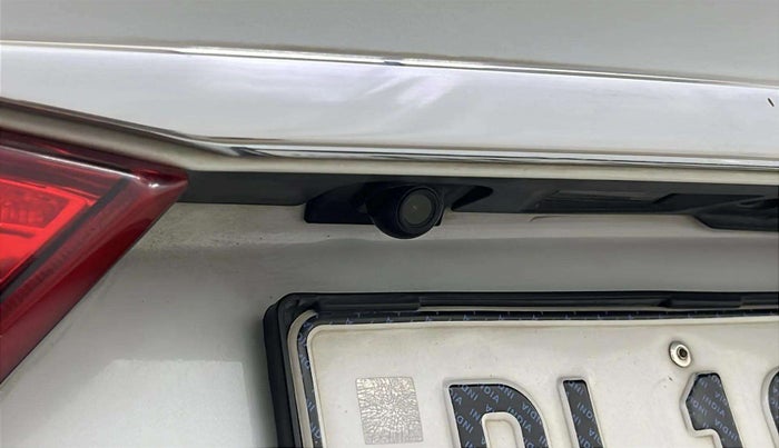 2019 Maruti Ciaz DELTA 1.5 SHVS MT PETROL, Petrol, Manual, 82,643 km, Parking Camera