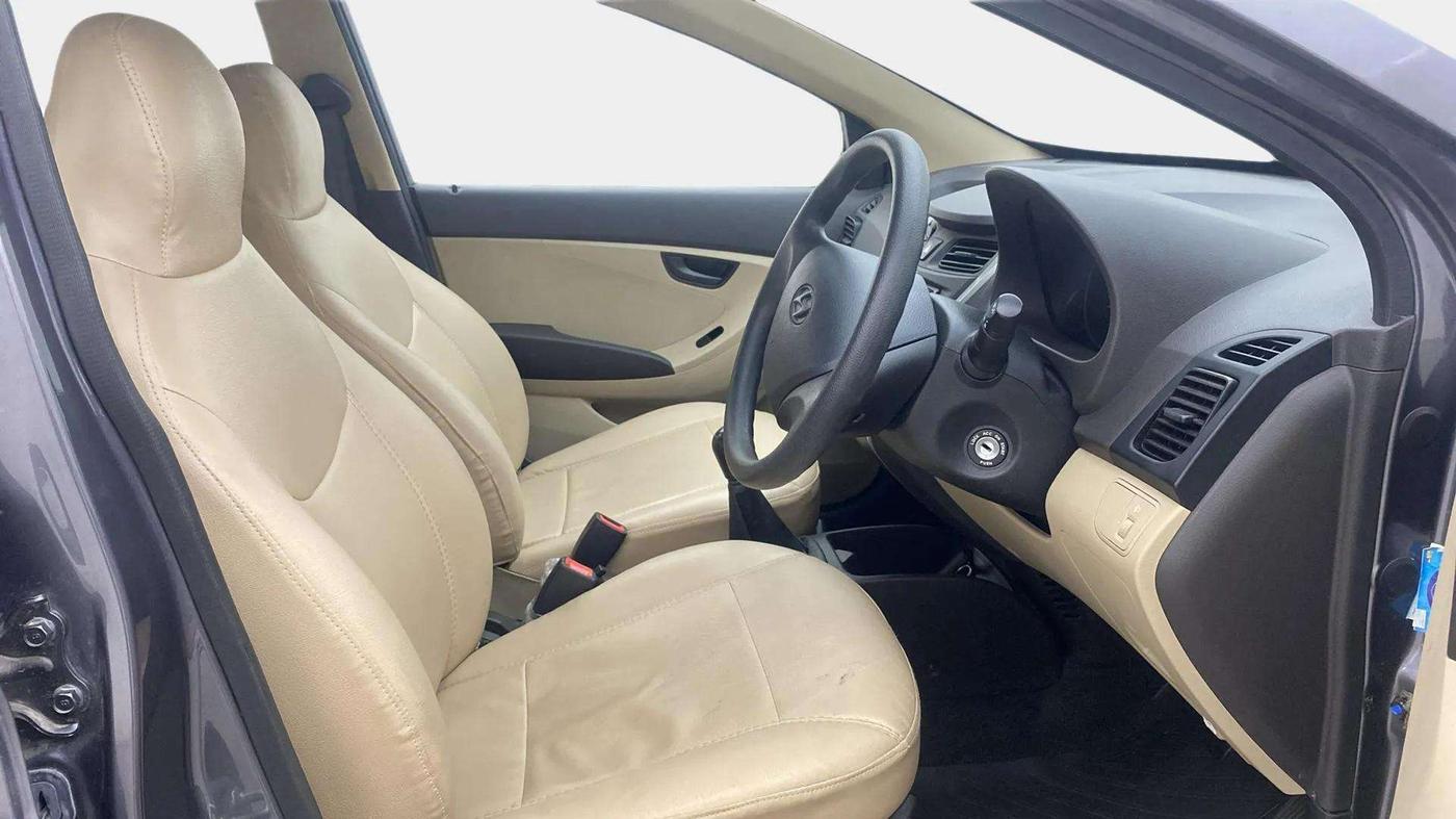 2017 Hyundai Eon ERA +, Petrol, Manual, 19,067 km, Right Side Front Door Cabin