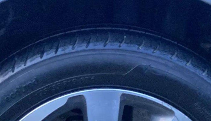 2016 Hyundai Elite i20 ASTA 1.2 (O), Petrol, Manual, 54,603 km, Left Rear Tyre Tread