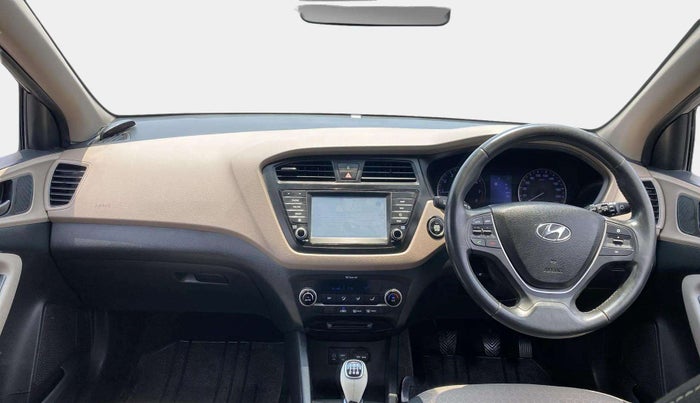 2016 Hyundai Elite i20 ASTA 1.2 (O), Petrol, Manual, 54,603 km, Dashboard