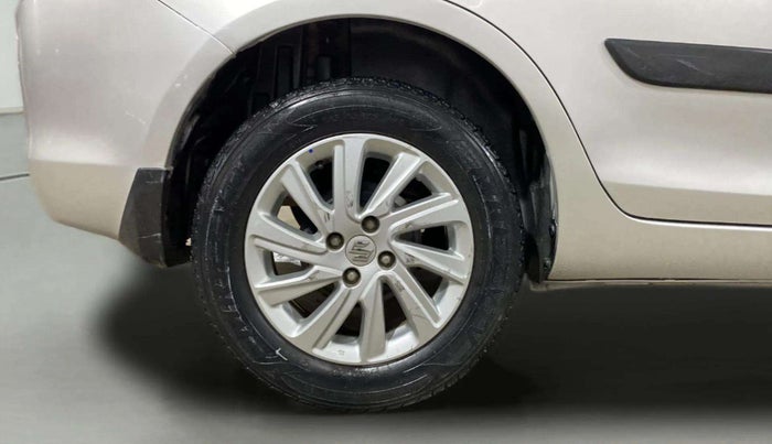 2015 Maruti Swift Dzire ZXI, Petrol, Manual, 66,895 km, Right Rear Wheel