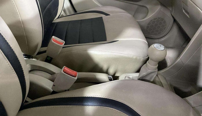 2015 Maruti Swift Dzire ZXI, Petrol, Manual, 66,895 km, Gear Lever