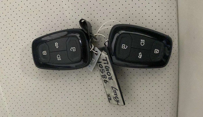2024 Tata TIGOR XZ PLUS CNG, CNG, Manual, 26,831 km, Key Close Up
