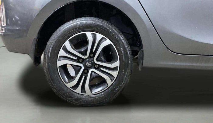 2024 Tata TIGOR XZ PLUS CNG, CNG, Manual, 26,831 km, Right Rear Wheel