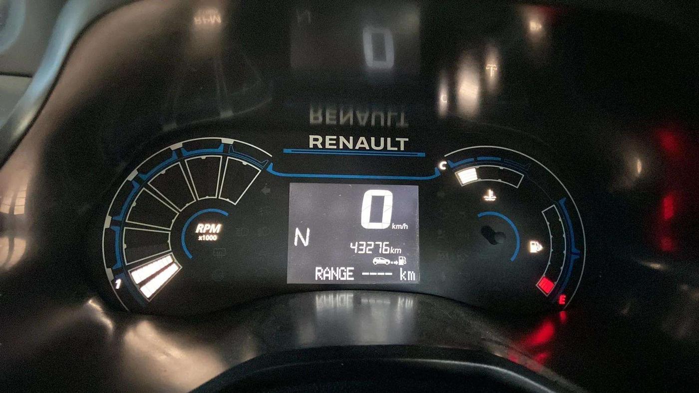 2022 Renault TRIBER RXZ AMT, Petrol, Automatic, 43,335 km, Odometer Image