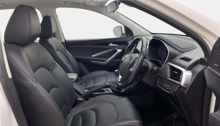 2020 MG HECTOR SHARP 2.0 DIESEL, Diesel, Manual, 41,994 km, Right Side Front Door Cabin