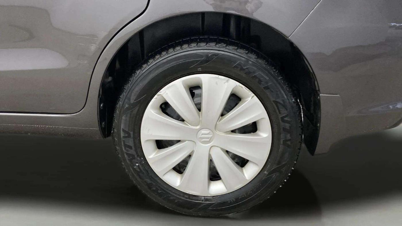2017 Maruti Ertiga VXI ABS, Petrol, Manual, 19,785 km, Left Rear Wheel