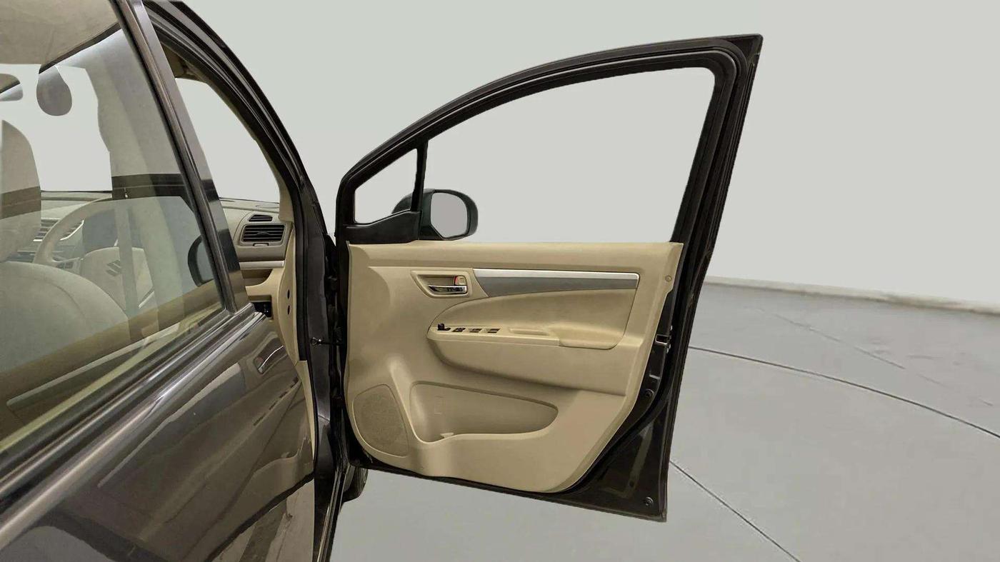 2017 Maruti Ertiga VXI ABS, Petrol, Manual, 19,785 km, RHS Front Door