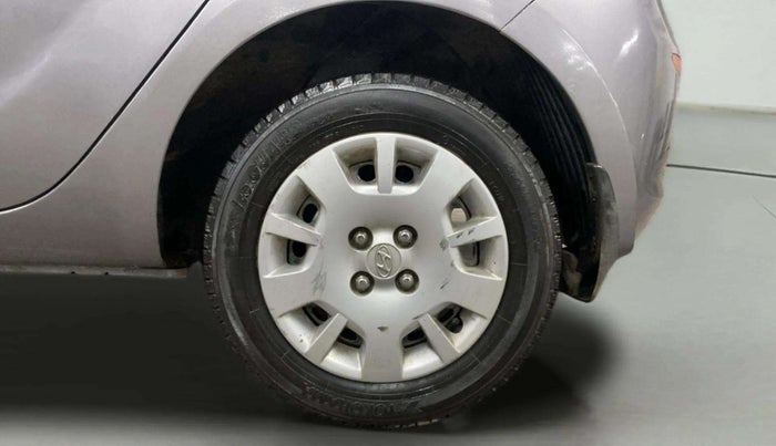 2012 Hyundai i20 MAGNA 1.2, Petrol, Manual, 47,690 km, Left Rear Wheel