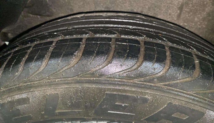 2012 Hyundai i20 MAGNA 1.2, Petrol, Manual, 47,690 km, Right Rear Tyre Tread