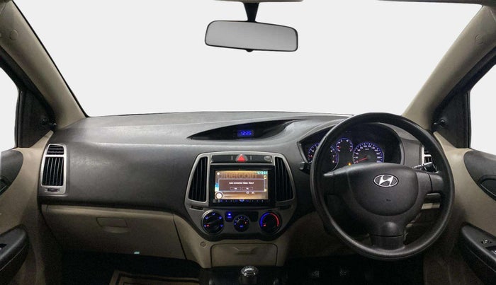2012 Hyundai i20 MAGNA 1.2, Petrol, Manual, 47,690 km, Dashboard