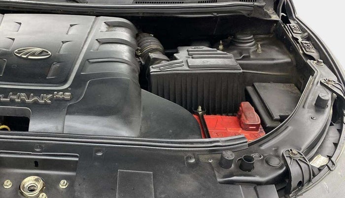 2016 Mahindra XUV500 W4, Diesel, Manual, 88,984 km, Engine View - Left