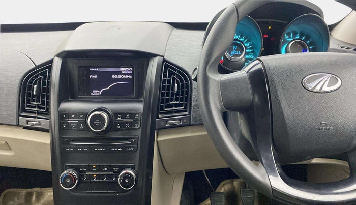2016 Mahindra XUV500 W4, Diesel, Manual, 88,984 km, Air Conditioner