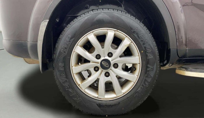 2016 Mahindra XUV500 W4, Diesel, Manual, 88,984 km, Right Rear Wheel