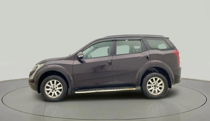 2016 Mahindra XUV500 W4, Diesel, Manual, 88,984 km, Left Side