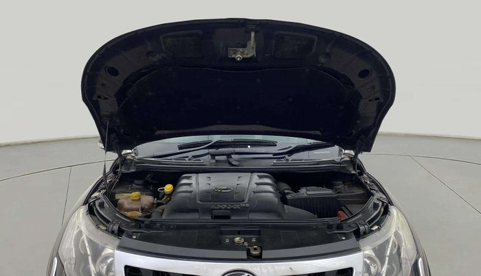 2016 Mahindra XUV500 W4, Diesel, Manual, 88,984 km, Open Bonet